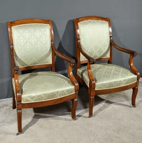 Paire de Fauteuils à Crosses en Acajou, époque Restauration – Début XIXe