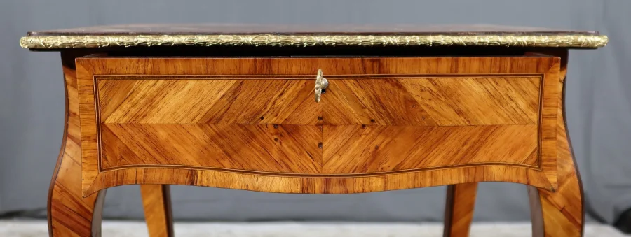 LOUIS XV STYLE TABLE
