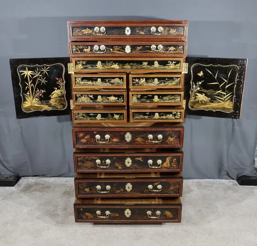 Cabinet Chinois en Bois laqué et Bois peint - Début XXe