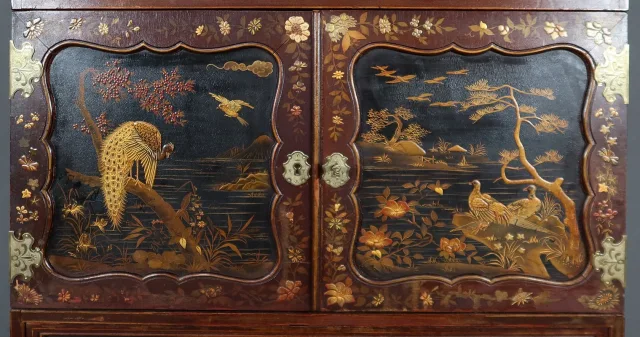 Cabinet Chinois en Bois laqué et Bois peint - Début XXe