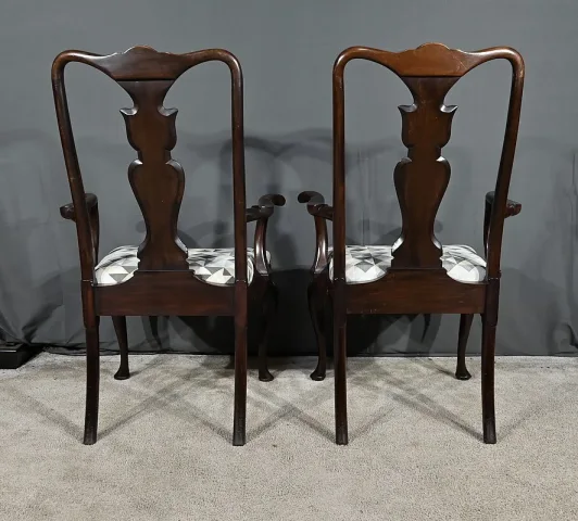 PAIR OF ENGLISH ARMCHAIRS