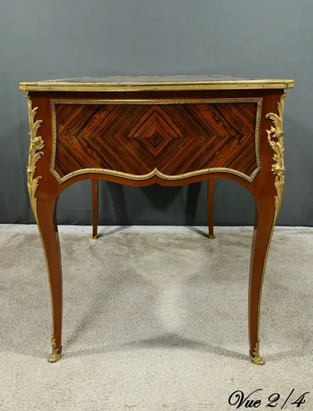 SCHREIBTISCH IM LOUIS XV-STIL