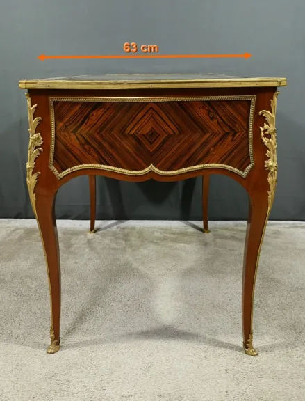 SCHREIBTISCH IM LOUIS XV-STIL