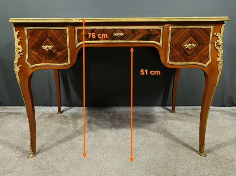SCHREIBTISCH IM LOUIS XV-STIL