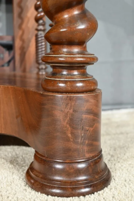 MAHOGANY JARDINIERE