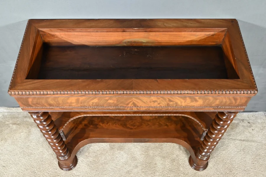 MAHOGANY JARDINIERE