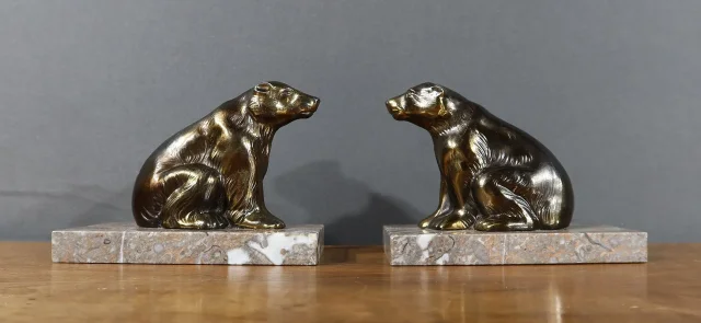 PAIR  OF BOOKENDS