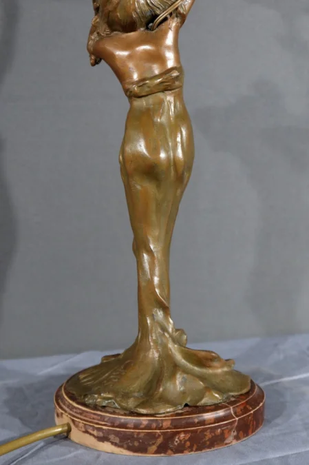 ART NOUVEAU STYLE LAMP