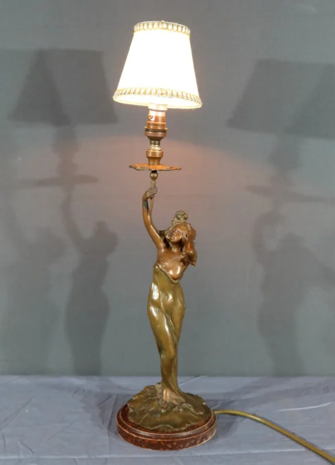 ART NOUVEAU STYLE LAMP