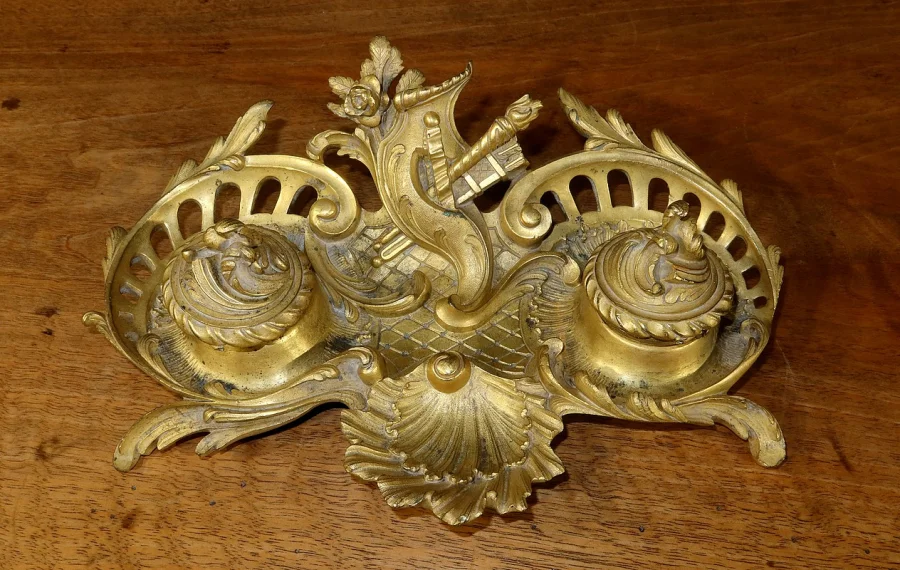 LOUIS XV STYLE INKSTAND