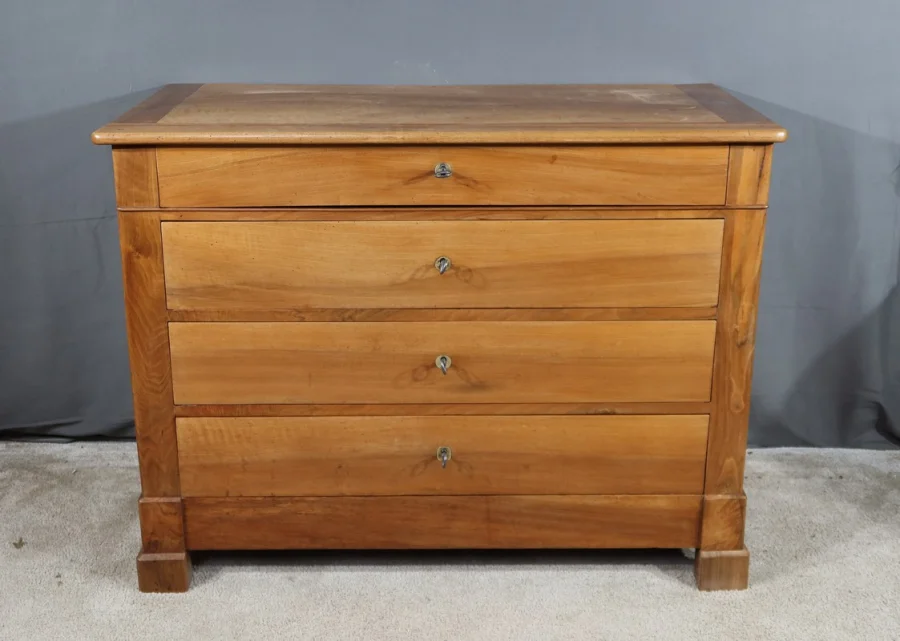 Commode en Noyer, époque Restauration – 1ère Partie XIXe