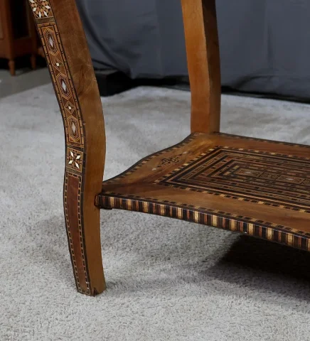Table à Jeux Syrienne en Olivier, Marqueterie et Incrustations – Fin XIXe