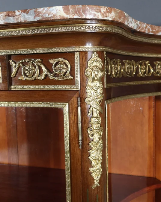 Vitrine en Acajou, style Transition Louis XV / Louis XVI – 1900