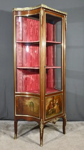 Vitrine en Acajou, style Transition Louis XV / Louis XVI – 1ère partie XXe