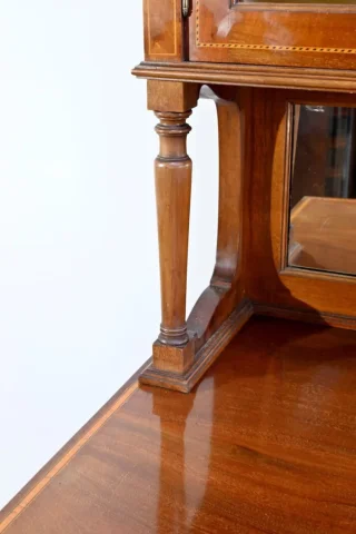 Buffet Deux-Corps en Acajou – 1920