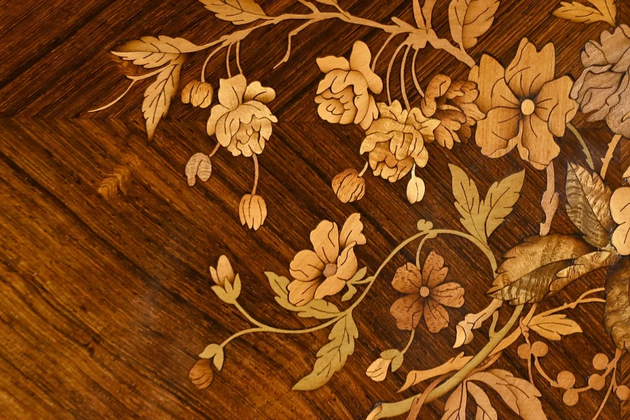 Table à Système en Marqueterie, style Louis XVI – 2ème moitié XIXe