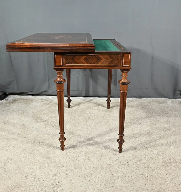 Table à Système en Marqueterie, style Louis XVI – 2ème moitié XIXe