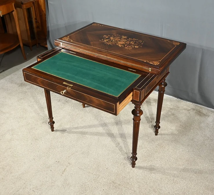 Table à Système en Marqueterie, style Louis XVI – 2ème moitié XIXe