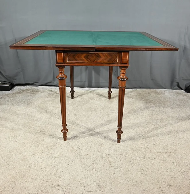 Table à Système en Marqueterie, style Louis XVI – 2ème moitié XIXe