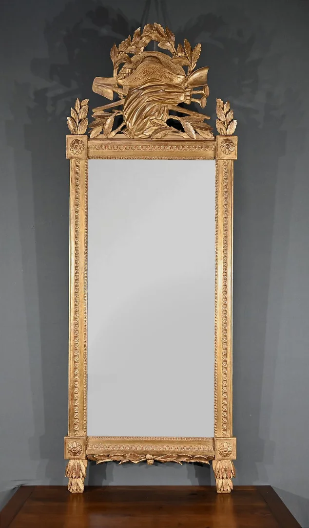 LOUIS XV PERIOD MIRROR