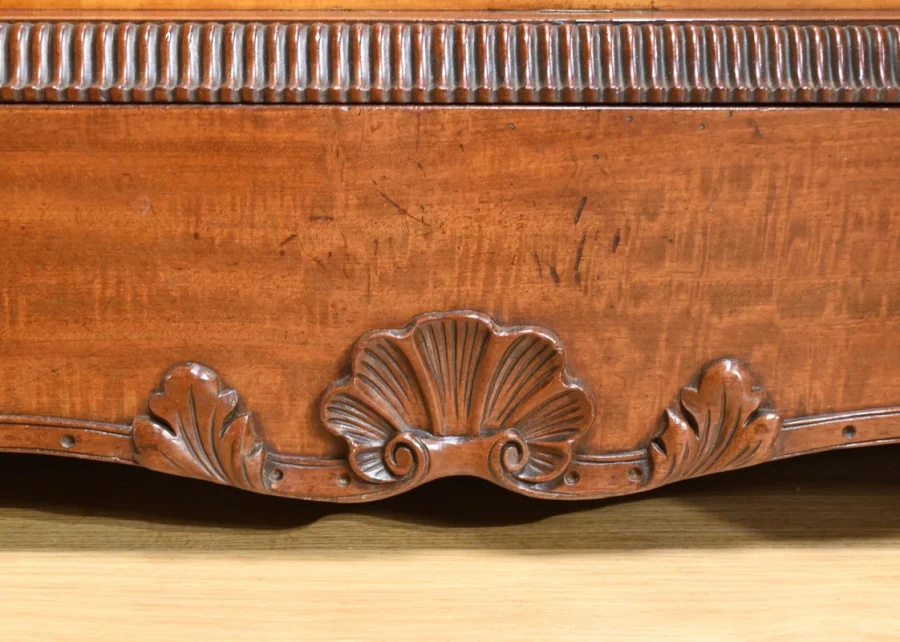 SECRETAIRE CHEST