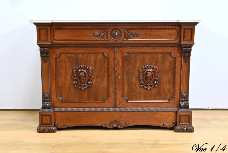 SECRETAIRE CHEST