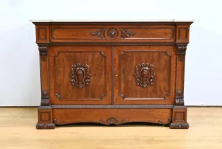 SECRETAIRE CHEST
