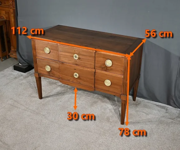 Commode Sauteuse en Noyer, époque Louis XVI – Fin XVIIIe