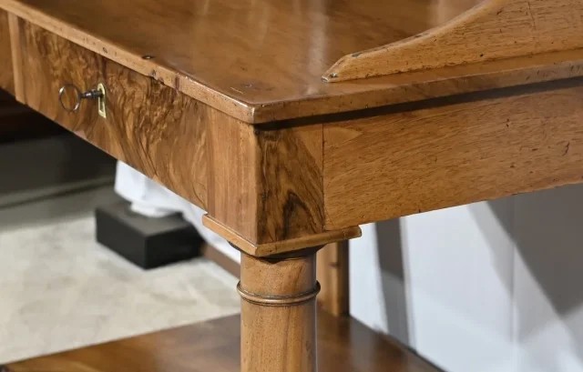 Rare Bureau de Propriété, en Noyer, époque Empire – Début XIXe