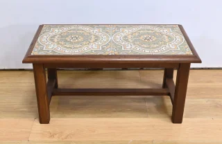 DEENSE SALONTAFEL