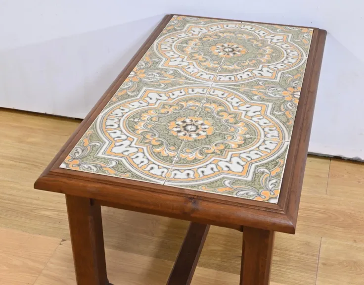 DEENSE SALONTAFEL