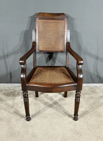 HAIR DRESSER'S CHAIR