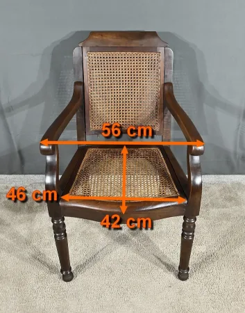 HAIR DRESSER'S CHAIR