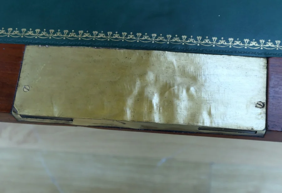 Sekretär aus der Zeit Ludwigs XVI.