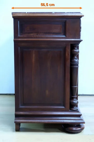 Commode en Noyer P. Guinand-Leglas, style Rennaissance – 1920