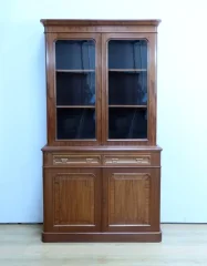 VIKTORIANISCHES BÜCHERREGAL