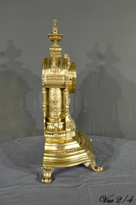 ЧАСЫ В СТИЛЕ ЛЮДОВИКА XVI