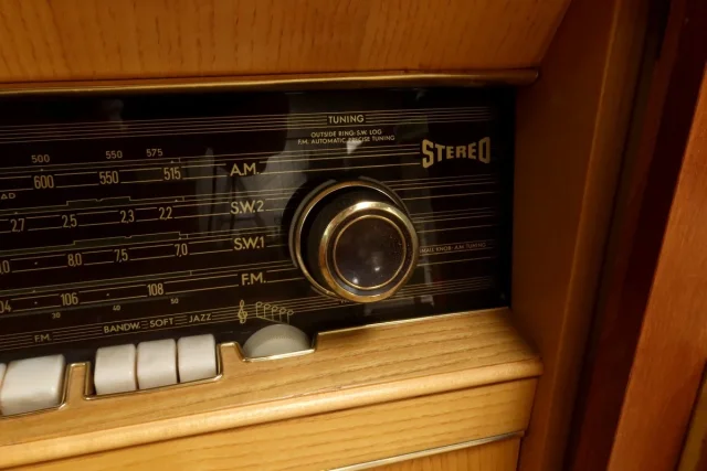 Meuble HI-FI Telefunken en Acajou, modèle Hymnus – 1959