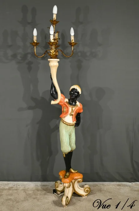 Nubien Porte-Torchère en Bois Peint – Milieu XXe