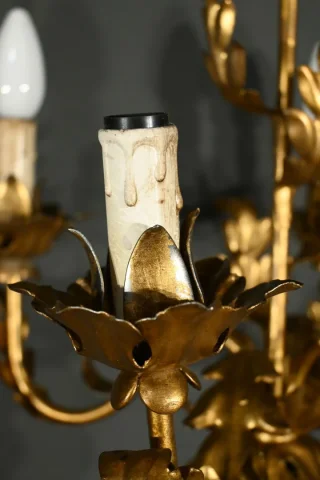 Nubien Porte-Torchère en Bois Peint – Milieu XXe