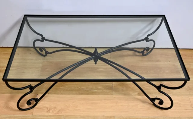 KOFFIETAFEL IN ART NOUVEAU-STIJL