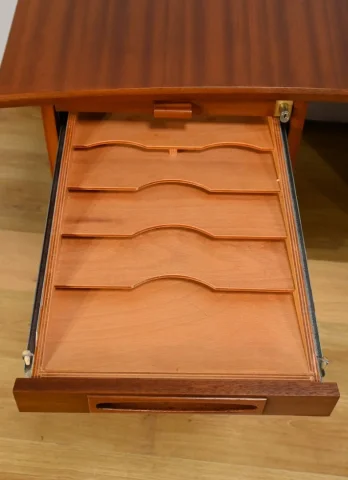 DESK by ORDO