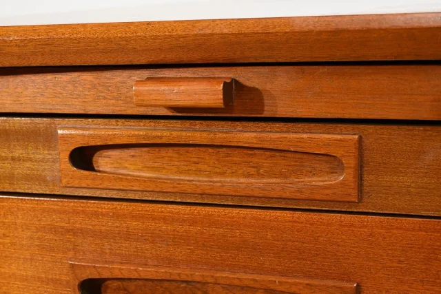 DESK by ORDO