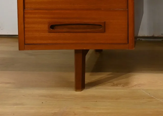 DESK by ORDO