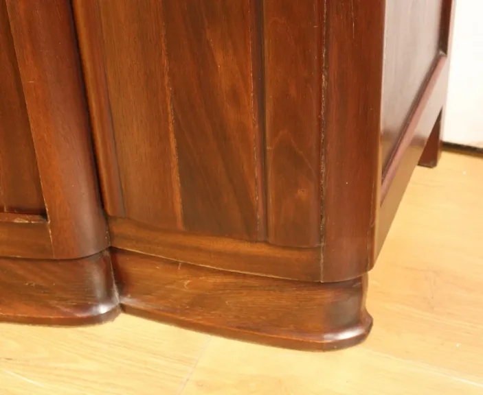 SIDEBOARD IM ART DECO-STIL