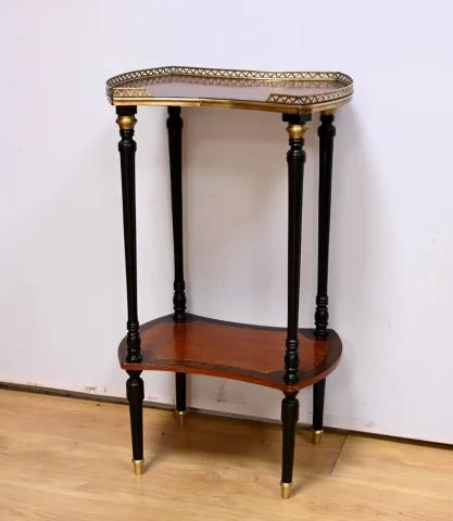 NAPOLEON III STIJL TAFEL MET TWEE TAFELLAGEN