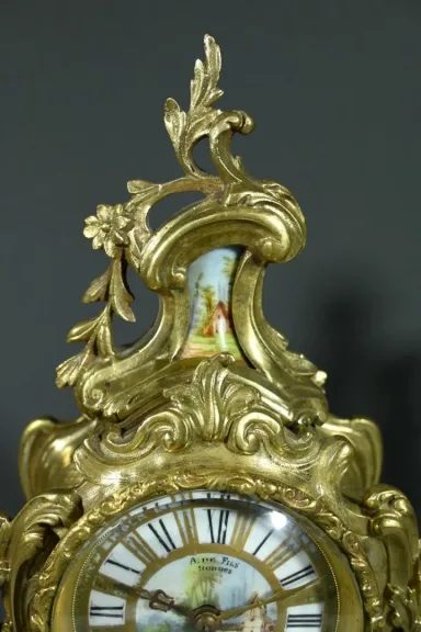 Garniture de Cheminée en Bronze Doré, Bretagne – 1930
