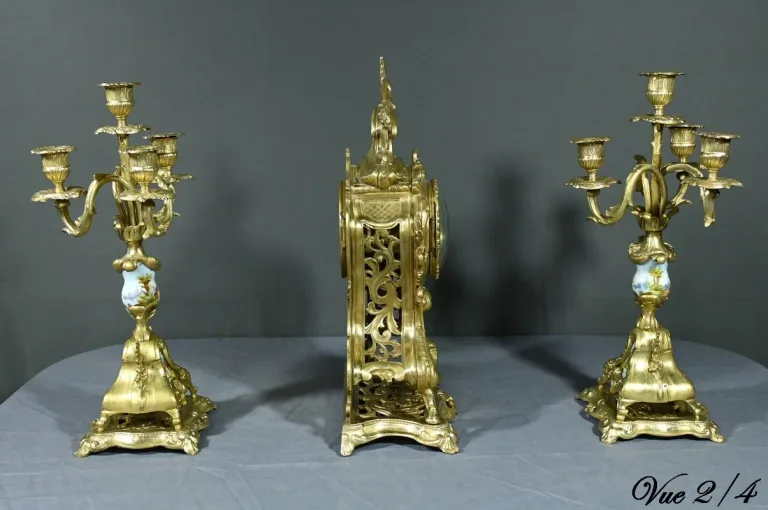 Garniture de Cheminée en Bronze Doré, Bretagne – 1930
