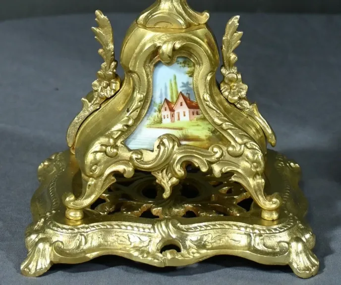 Garniture de Cheminée en Bronze Doré, Bretagne – 1930