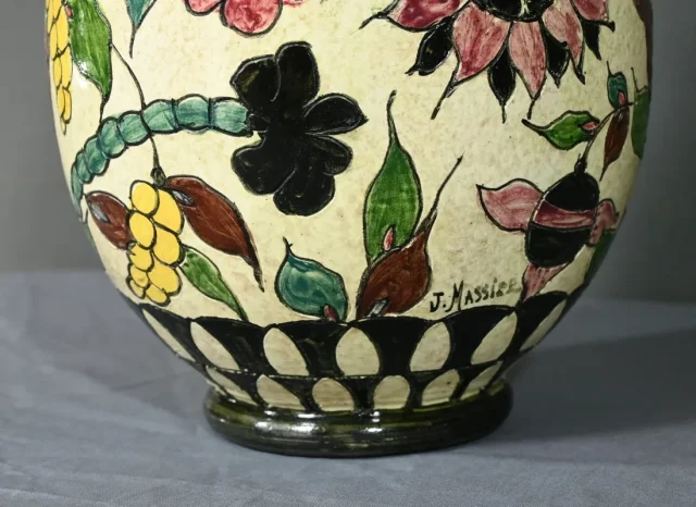 Vase en Faïence Polychrome, signé J.Massier, Vallauris – Début XXe